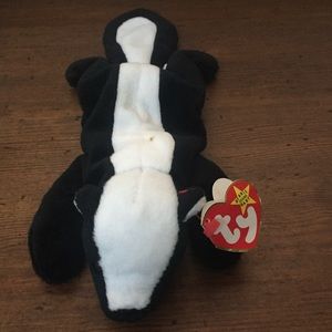 Stinky the Skunk Beanie Baby